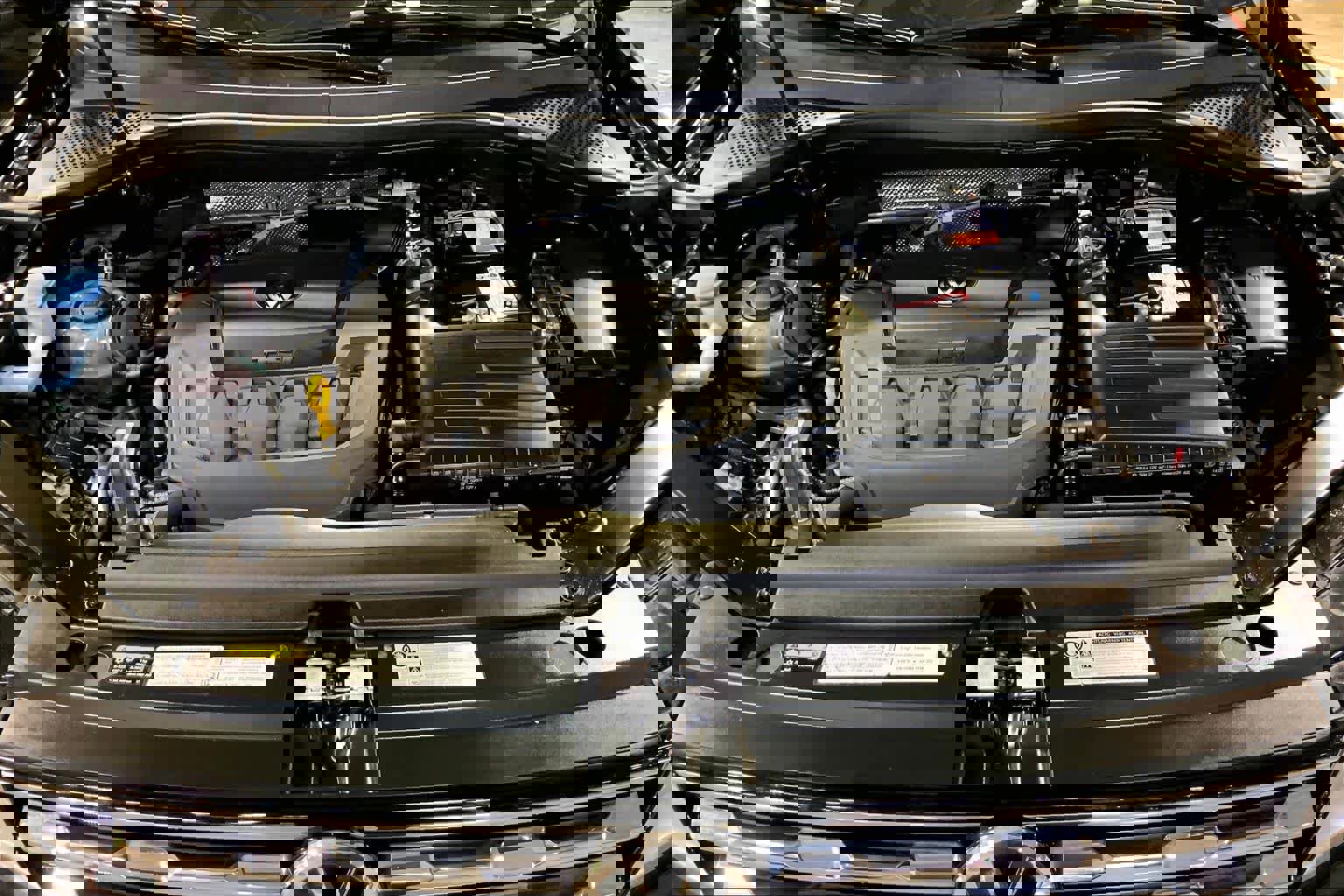 Used 2020 Volkswagen Tiguan SEL image 32