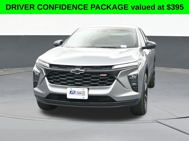 Used 2024 Chevrolet Trax RS w/ Driver Confidence Package image 2