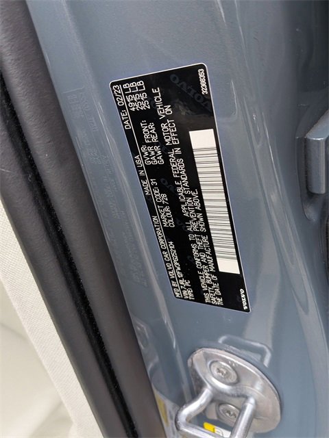 Certified 2023 Volvo S60 B5 Plus w/ Climate Package image 32