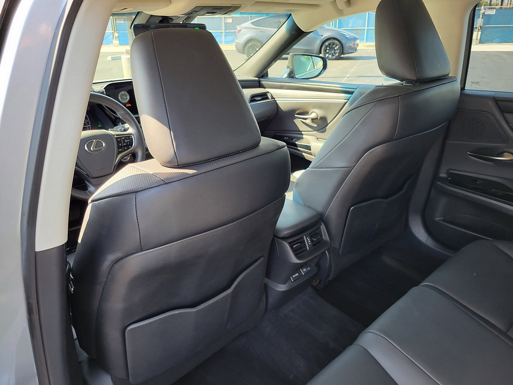 Used 2024 Lexus ES 350 w/ Premium Package FWD image 11