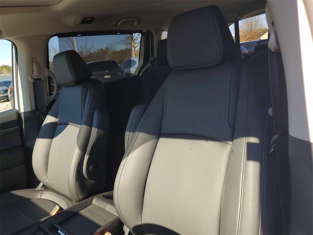 Used 2025 Honda Odyssey EX-L image 17