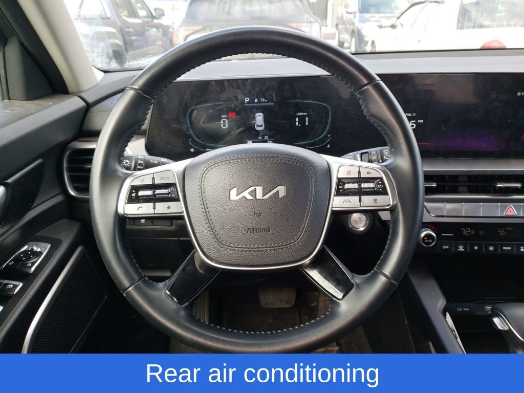 Used 2024 Kia Telluride LX image 12