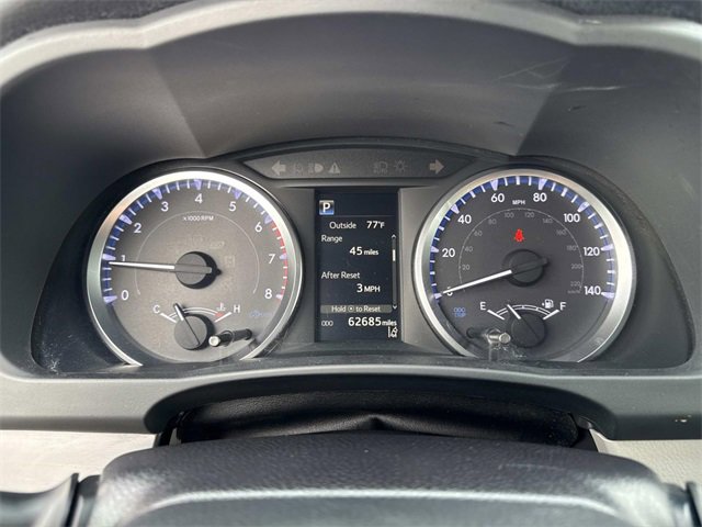 Used 2019 Toyota Highlander LE image 28