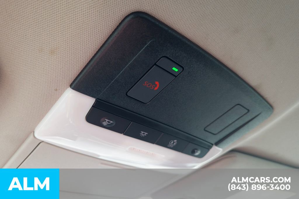 Used 2025 Nissan Altima 2.5 SV FWD image 35