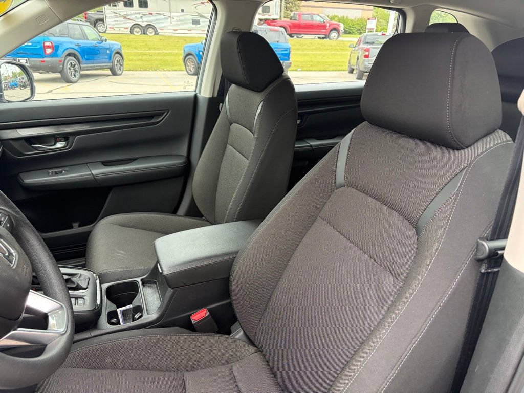 Used 2023 Honda CR-V LX image 3