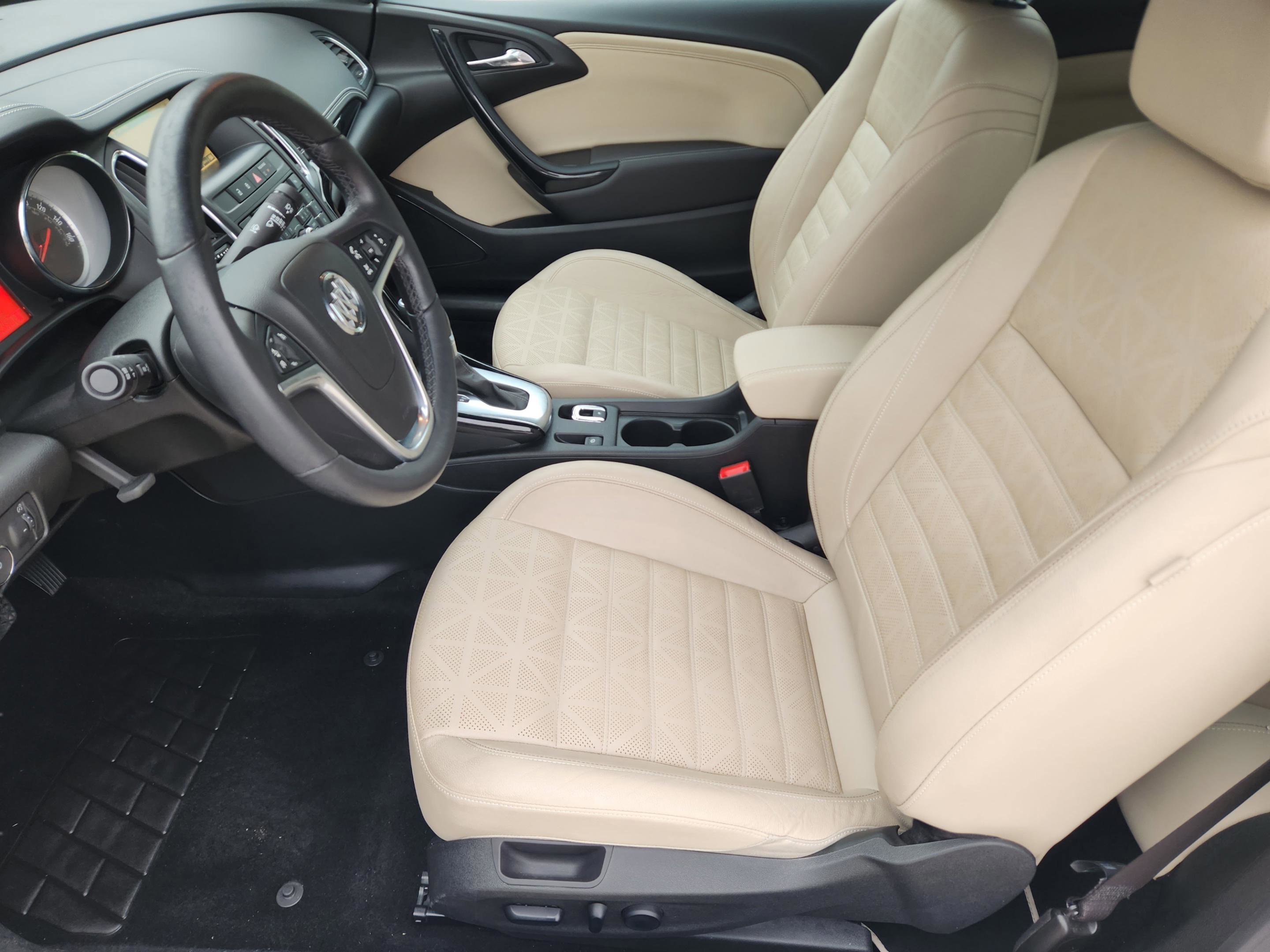 Used 2019 Buick Cascada Premium image 5