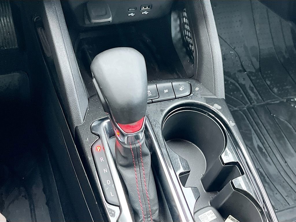 Used 2025 Chevrolet TrailBlazer RS w/ Convenience Package FWD image 17