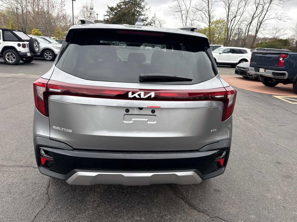 New 2026 Kia Seltos S AWD/4WD image 3
