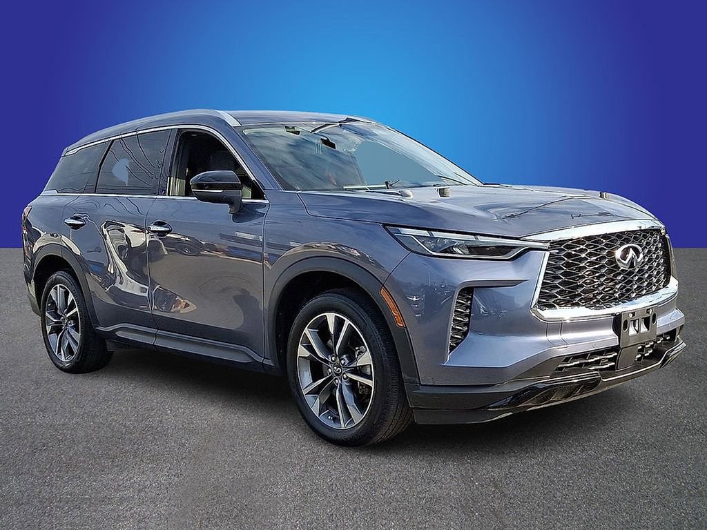 Used 2023 INFINITI QX60 Luxe image 3