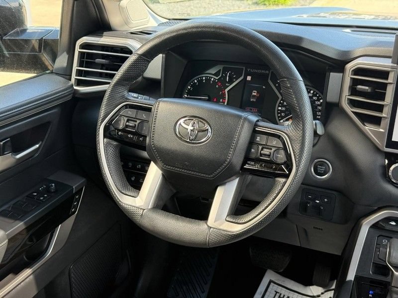 Used 2023 Toyota Tundra Limited AWD/4WD image 14