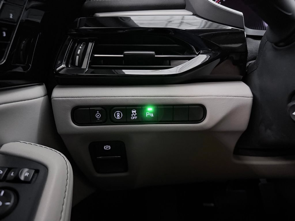 Used 2022 Acura MDX FWD w/ Technology Package image 23