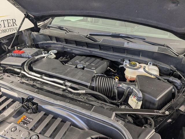 Used 2024 Chevrolet Silverado 1500 LT image 36