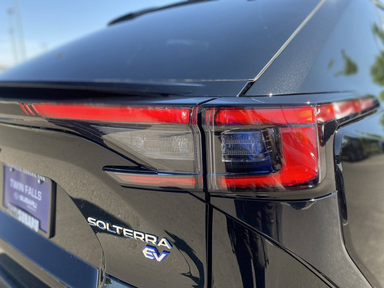 New 2025 Subaru Solterra Premium image 37