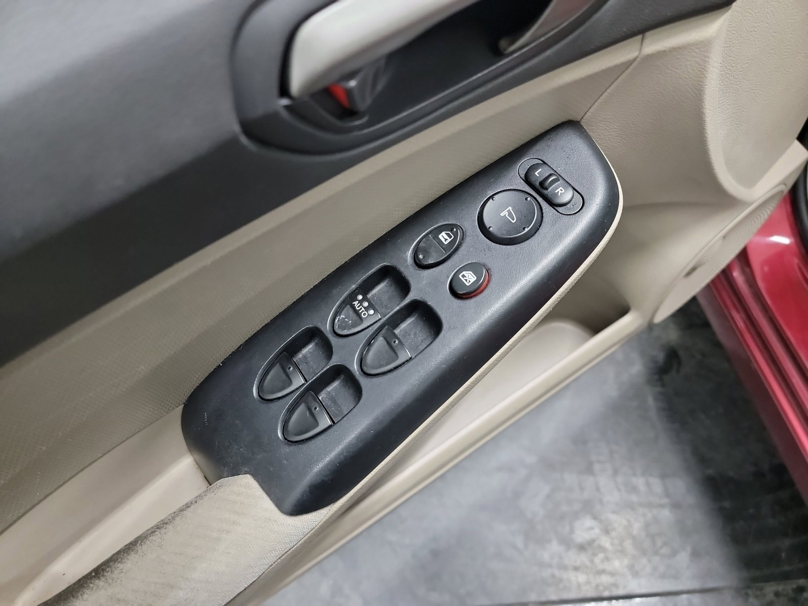 Used 2010 Honda Civic LX image 14