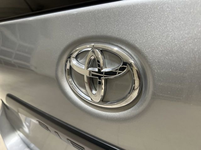 Used 2020 Toyota Sienna L image 27