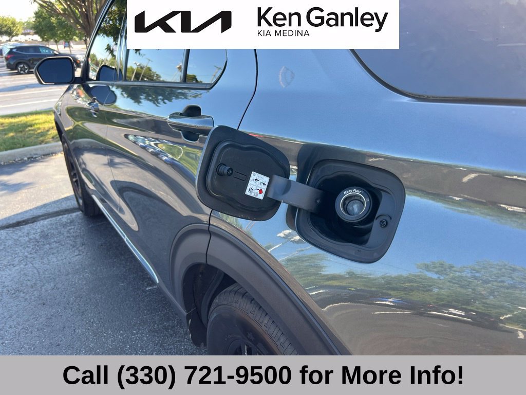 Used 2020 Ford Explorer XLT w/ Equipment Group 202A RWD image 47