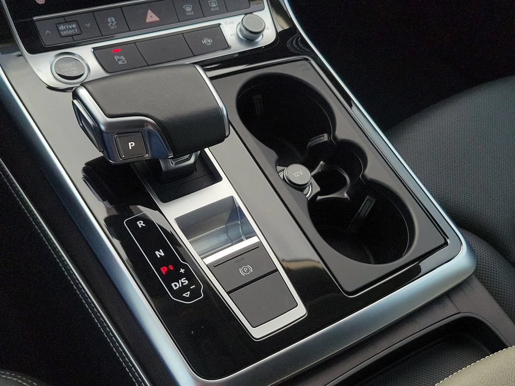 Certified 2023 Audi Q8 Premium Plus AWD/4WD image 15