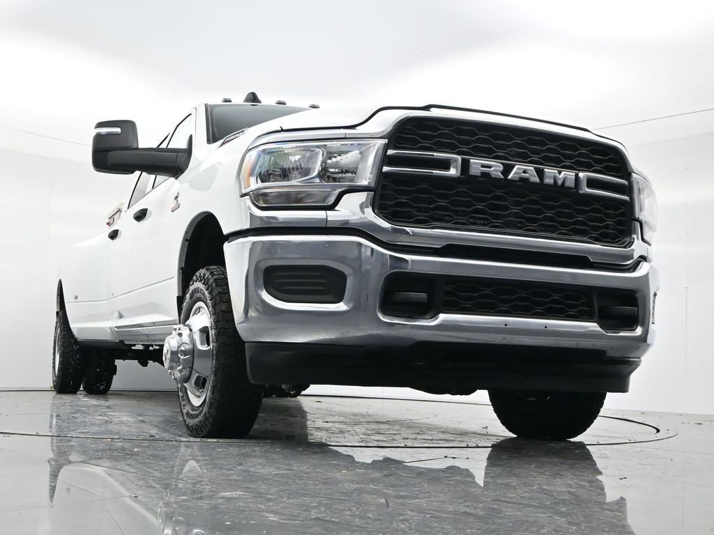Used 2024 RAM 3500 Tradesman w/ Chrome Appearance Group image 48