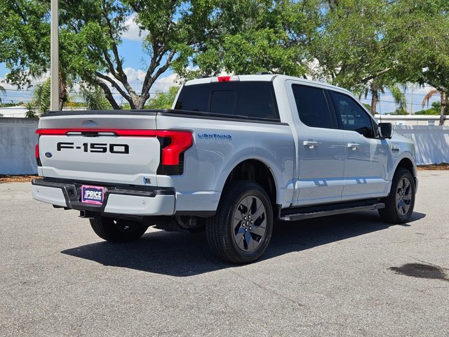 Used 2023 Ford F150 Lightning Lariat AWD/4WD image 5