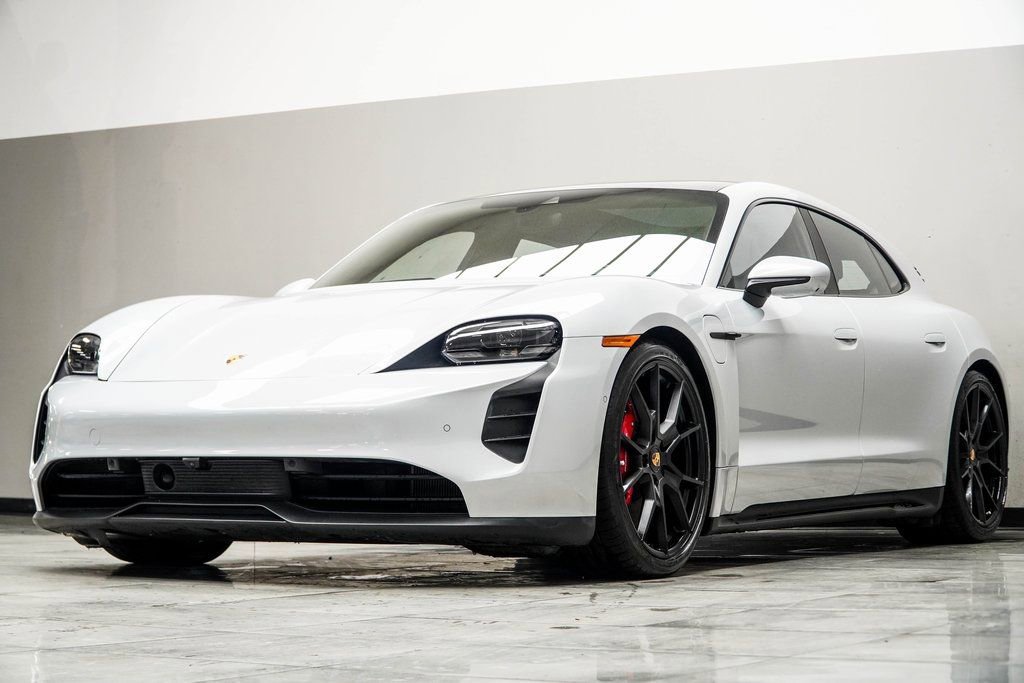 Used 2023 Porsche Taycan GTS w/ Premium Package AWD/4WD image 11
