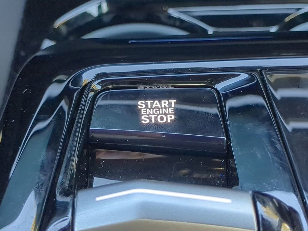 New 2026 BMW 530i w/ Premium Package image 29