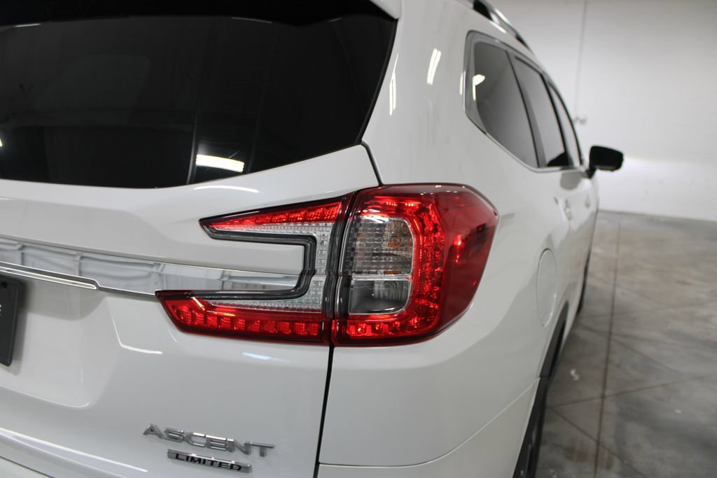 Used 2023 Subaru Ascent Limited w/ Technology Package AWD/4WD image 32