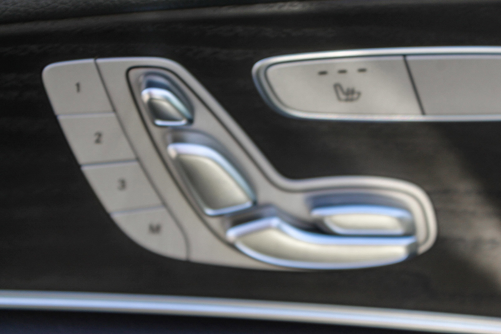 Used 2022 Mercedes-Benz E 350 Sedan image 21