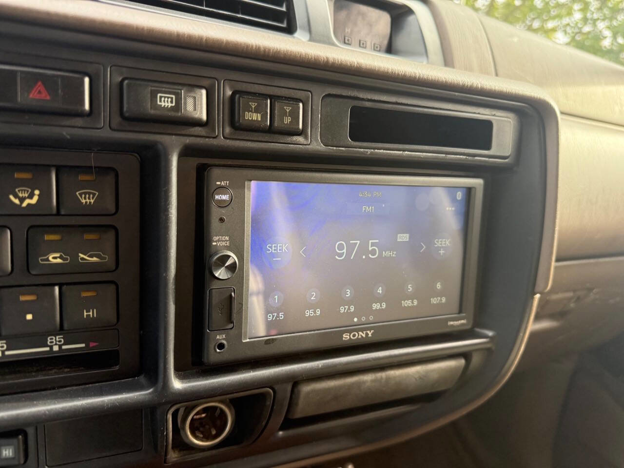 Used 1996 Lexus LX 450 4WD image 40