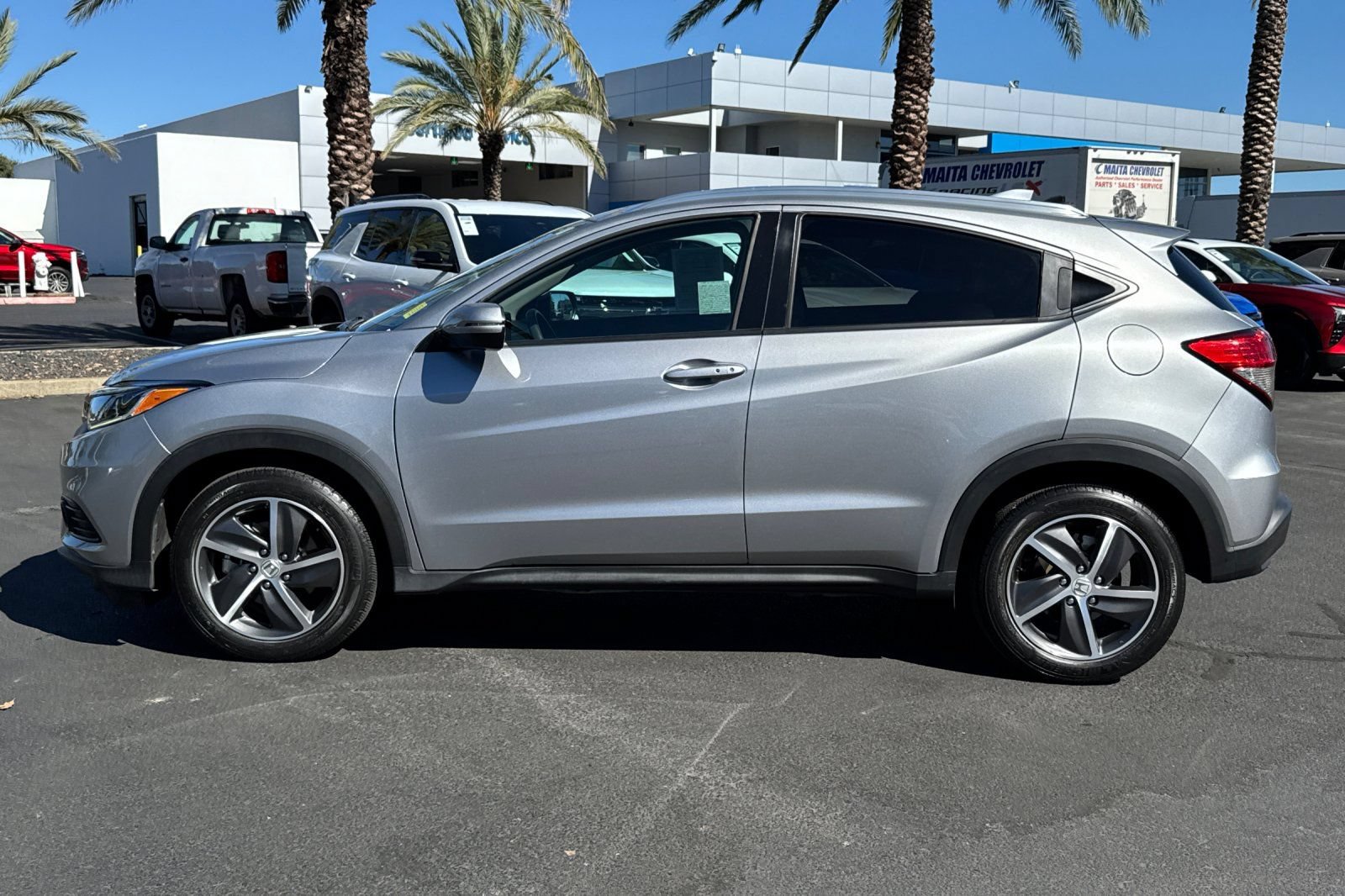 Used 2022 Honda HR-V EX image 6