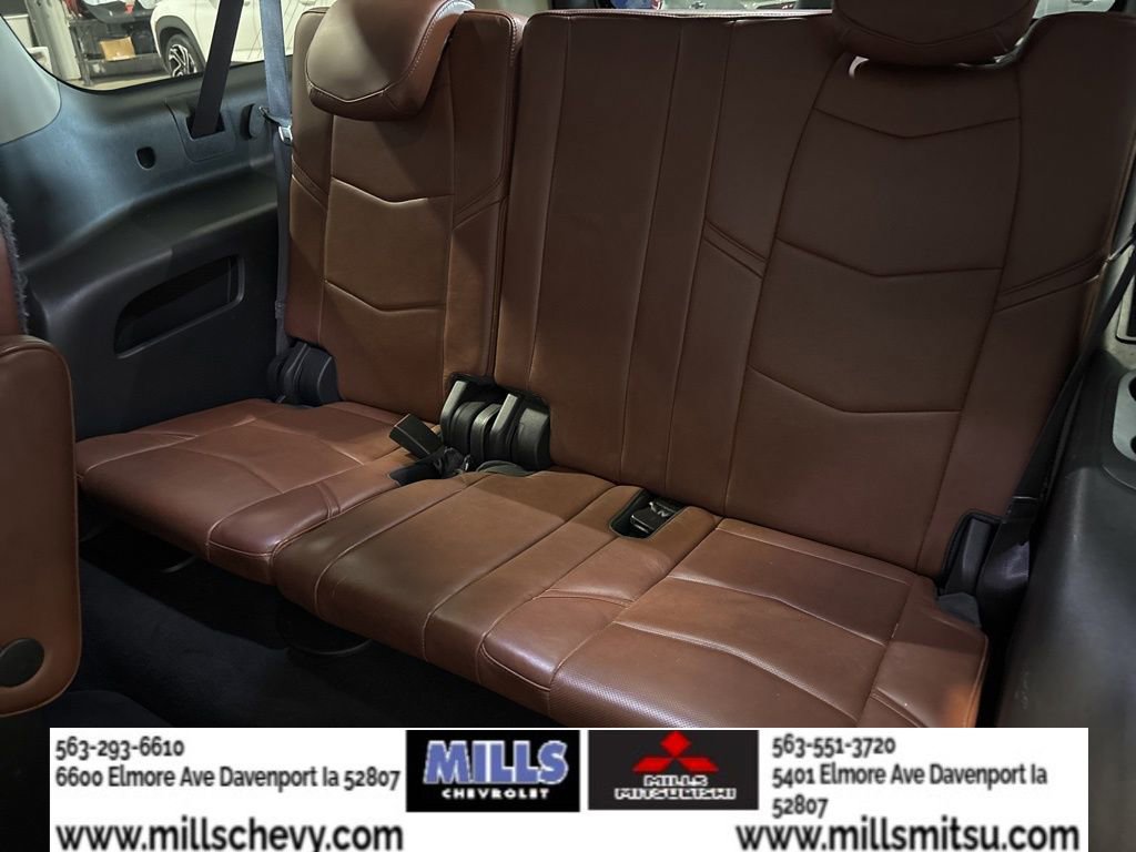 Used 2015 Cadillac Escalade ESV Premium AWD/4WD image 16
