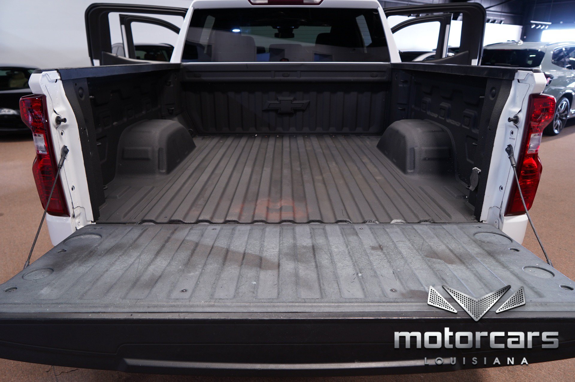 Used 2022 Chevrolet Silverado 1500 Custom RWD image 40