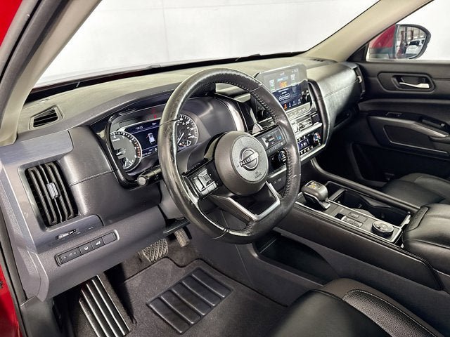 Certified 2023 Nissan Pathfinder SL image 9