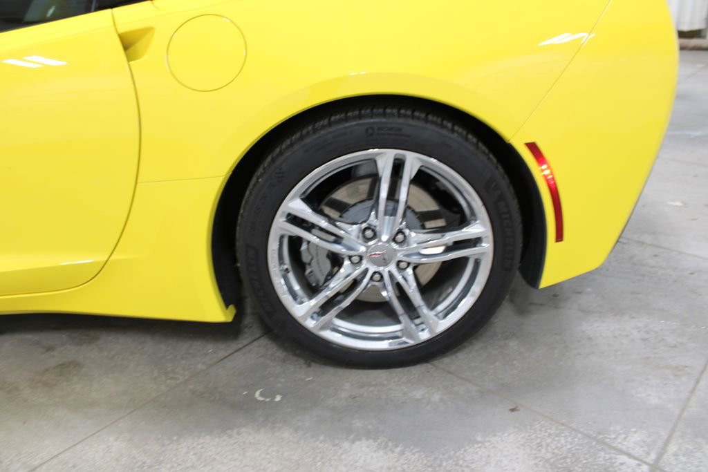 Used 2017 Chevrolet Corvette Stingray Convertible w/ 3LT Preferred Equipment Group RWD image 29