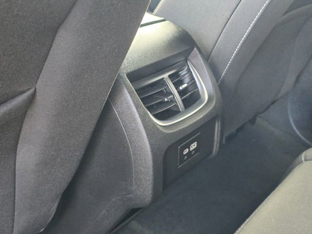 Used 2025 Chevrolet Blazer LT AWD/4WD image 19