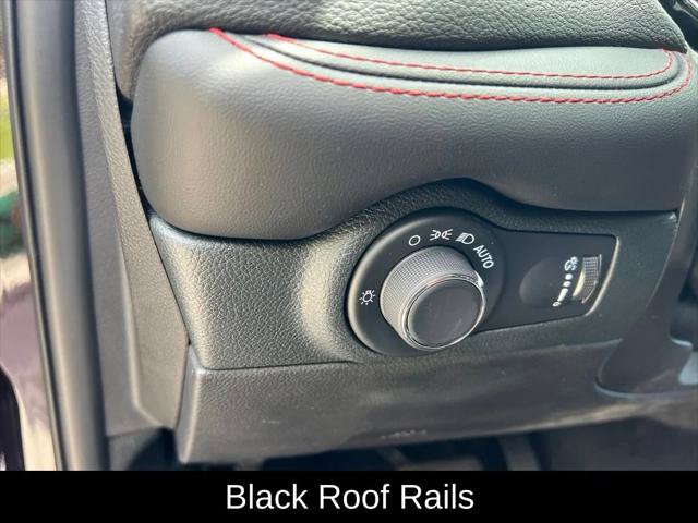 Certified 2024 Dodge Durango R/T RWD image 32