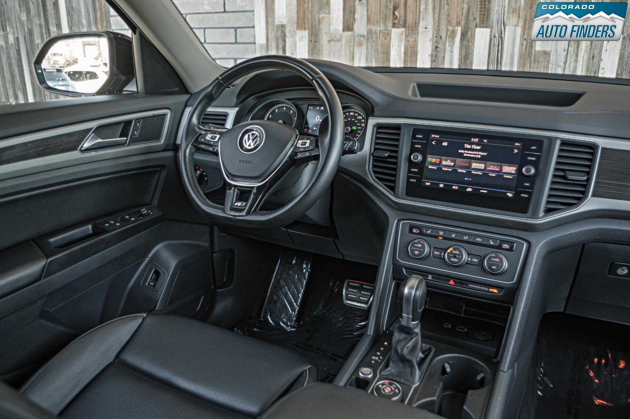 Used 2019 Volkswagen Atlas SE w/ Panoramic Sunroof Package AWD/4WD image 16