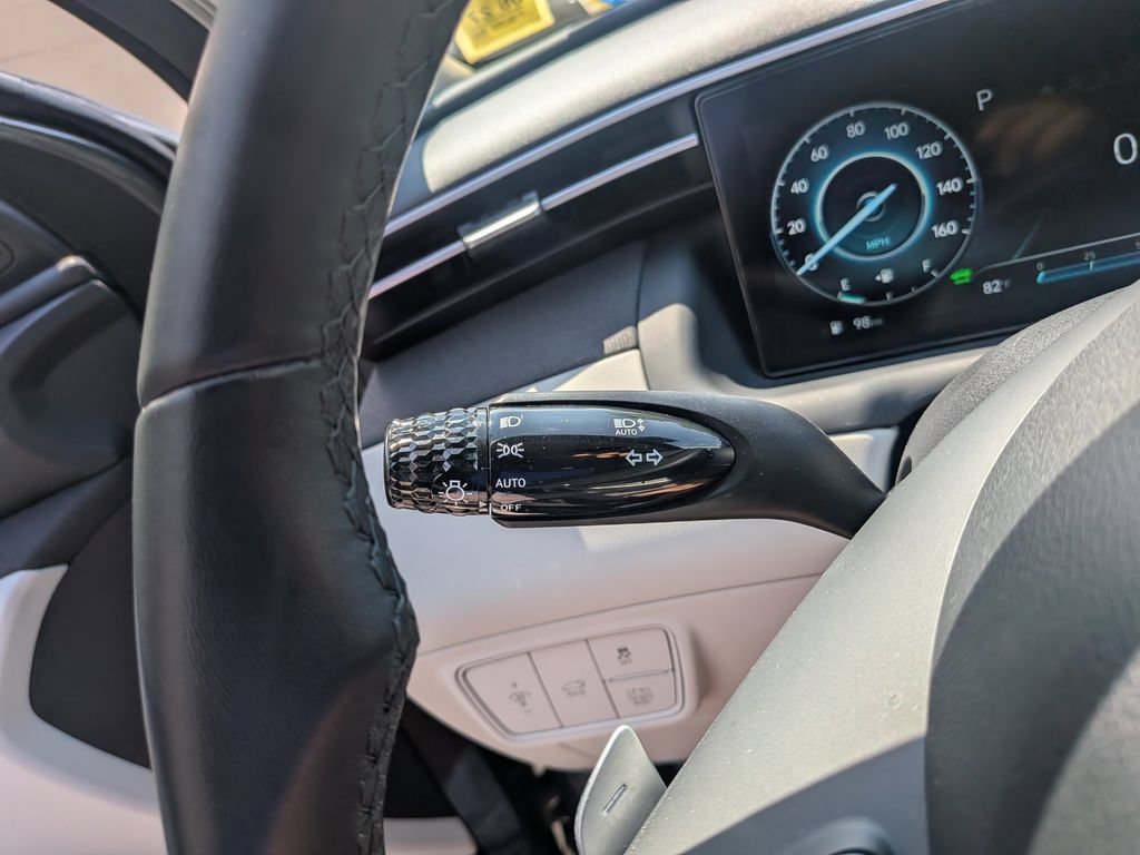 Used 2022 Hyundai Tucson SEL w/ Cargo Package AWD/4WD image 28