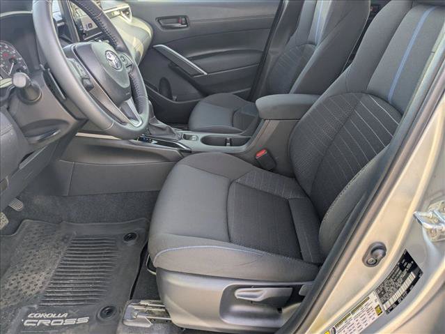 Used 2025 Toyota Corolla Cross AWD Hybrid image 15