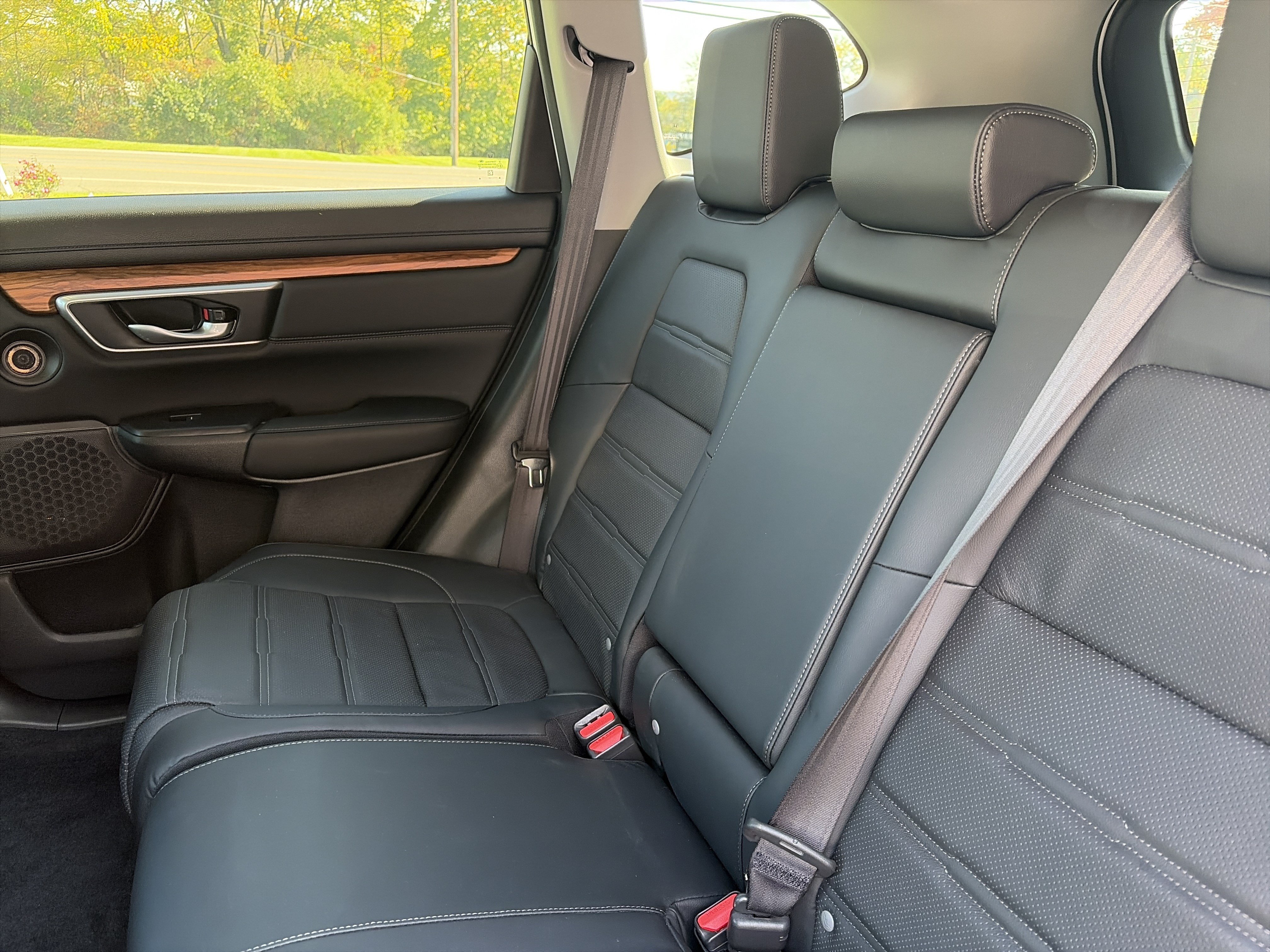Used 2022 Honda CR-V Touring image 13