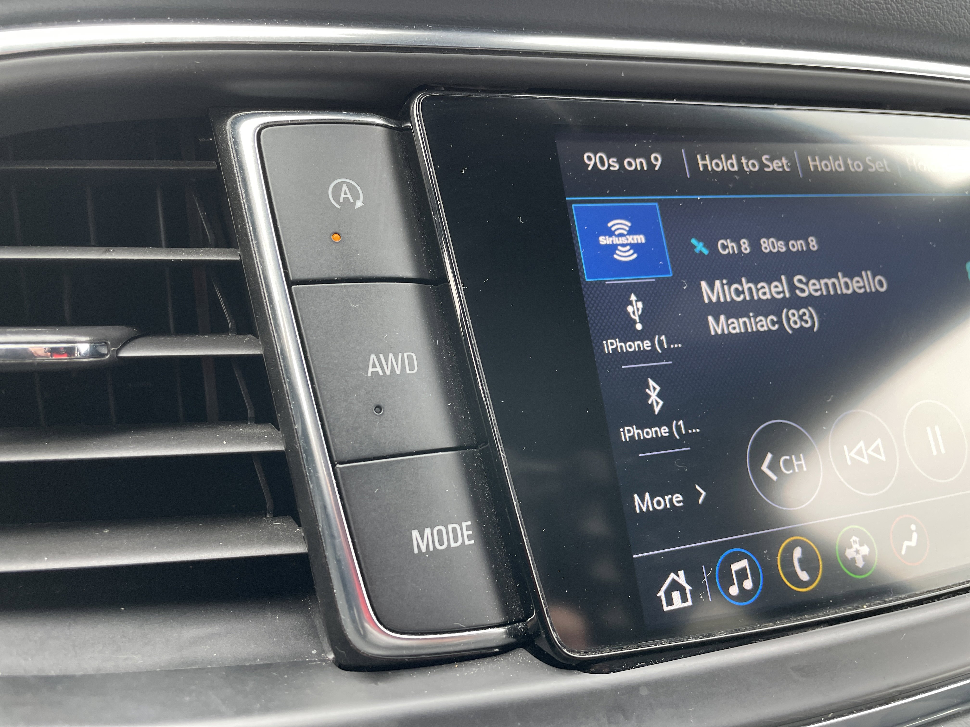 Used 2023 Buick Enclave Essence w/ Experience Buick Package image 41