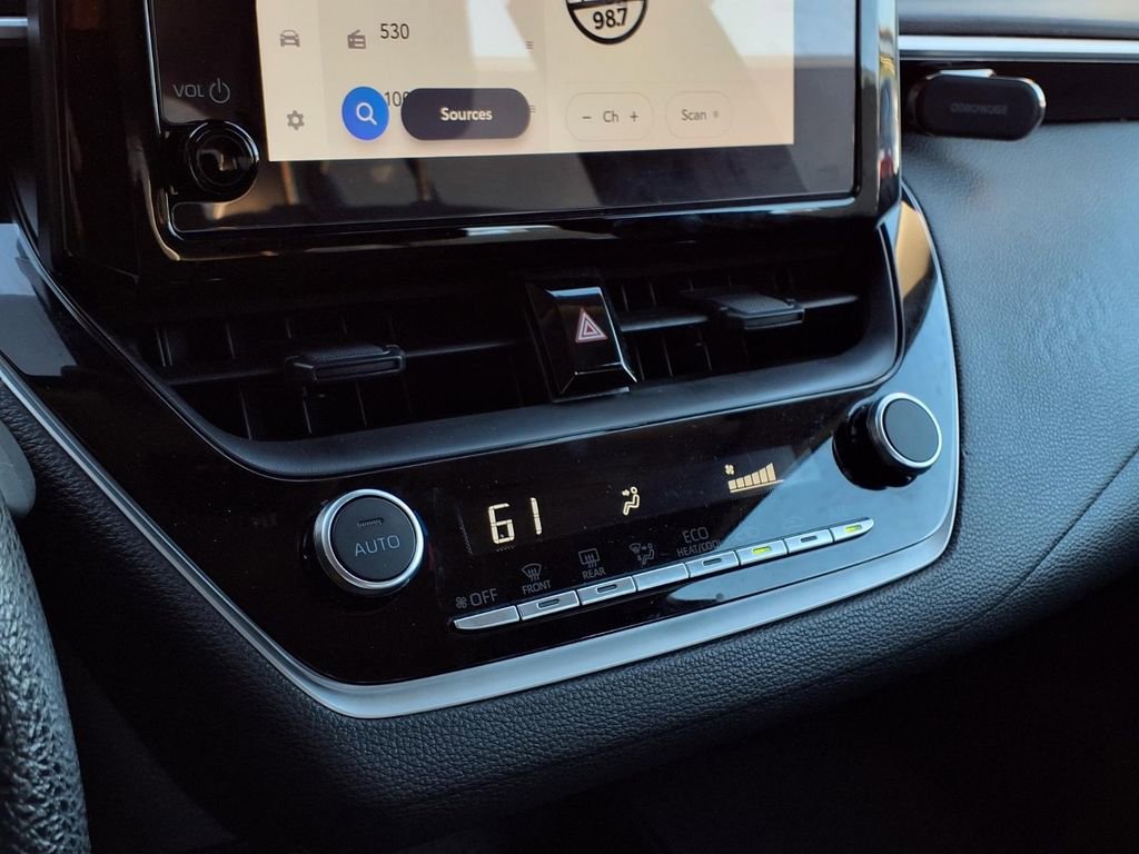 Certified 2025 Toyota Corolla LE image 10