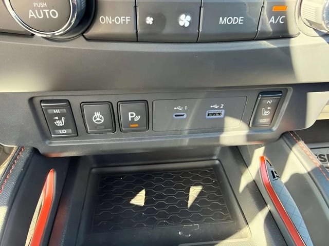 Used 2025 Nissan Frontier PRO-4X w/ Pro Convenience Package AWD/4WD image 25