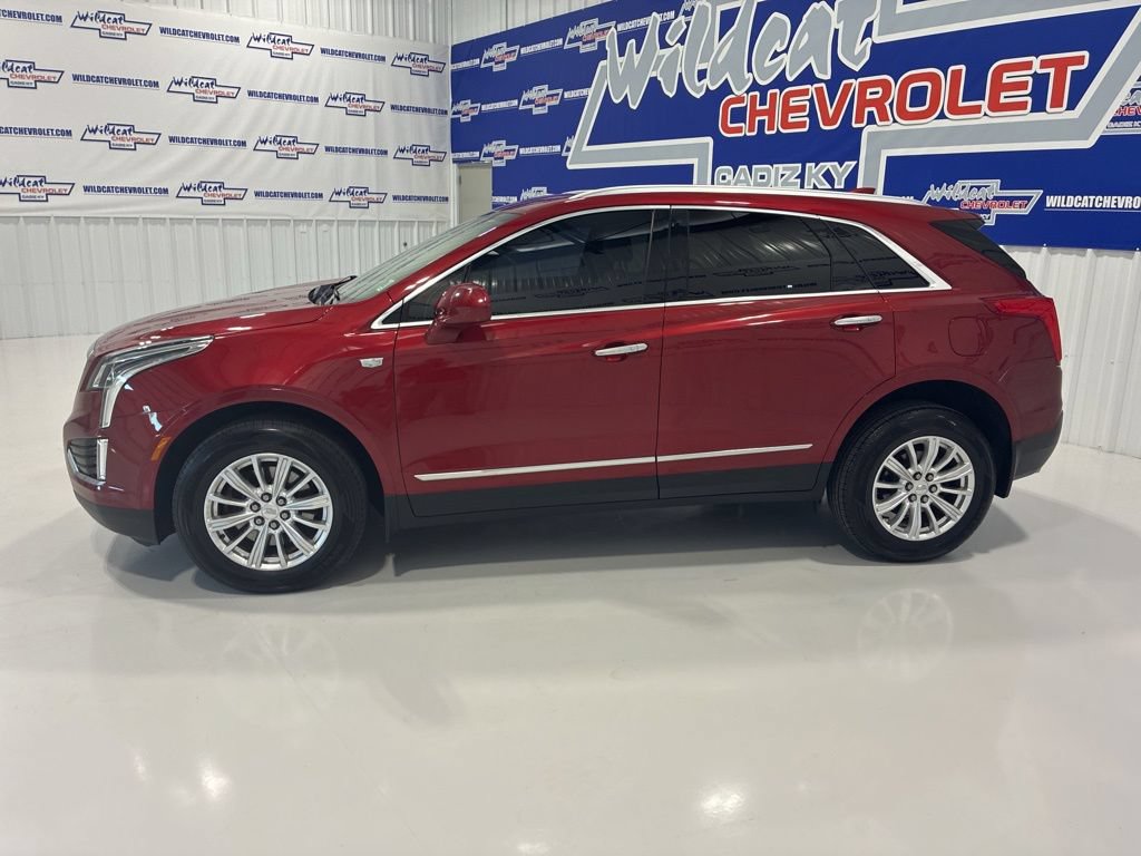 Used 2019 Cadillac XT5 FWD image 3