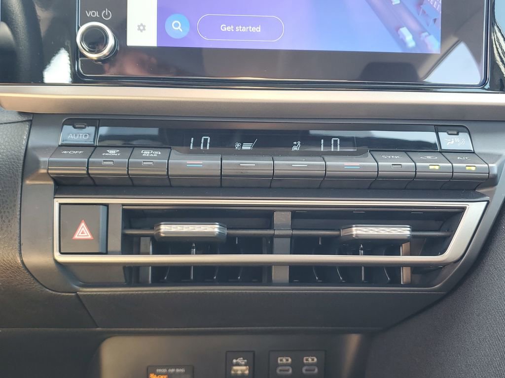 Certified 2025 Toyota Camry LE image 23