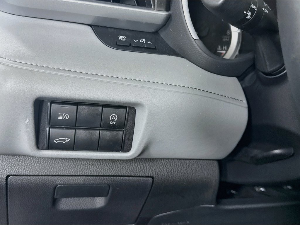 Used 2025 Toyota Highlander XLE AWD/4WD image 20