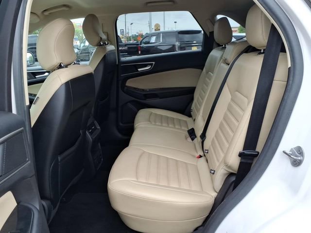 Used 2015 Ford Edge SEL w/ Equipment Group 201A FWD image 18