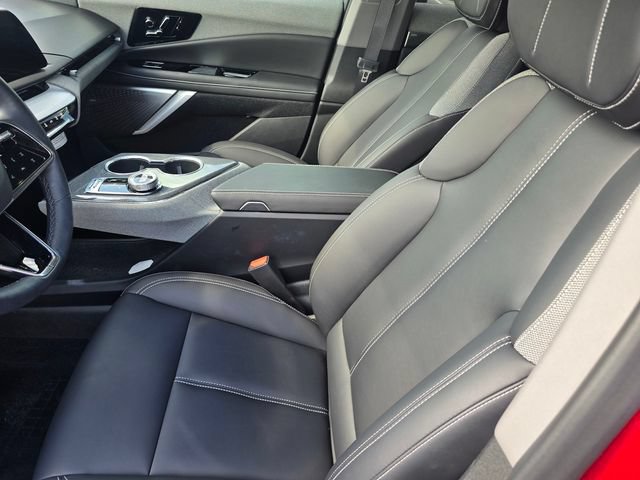 Used 2025 Cadillac Optiq Sport 1 AWD/4WD image 23