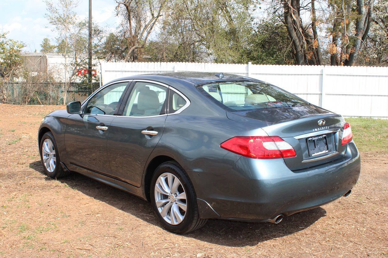 Used 2011 INFINITI M37 x w/ Deluxe Touring Pkg image 9