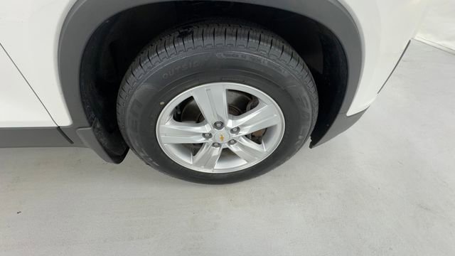 Used 2015 Chevrolet Trax LT w/ LT Sun and Sound Package image 9