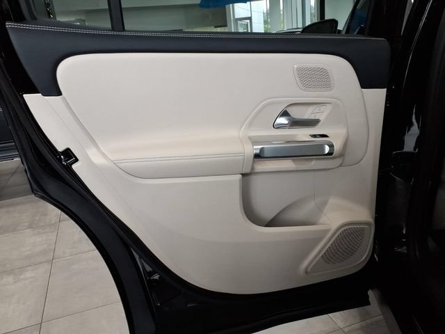 New 2026 Mercedes-Benz GLB 250 image 16